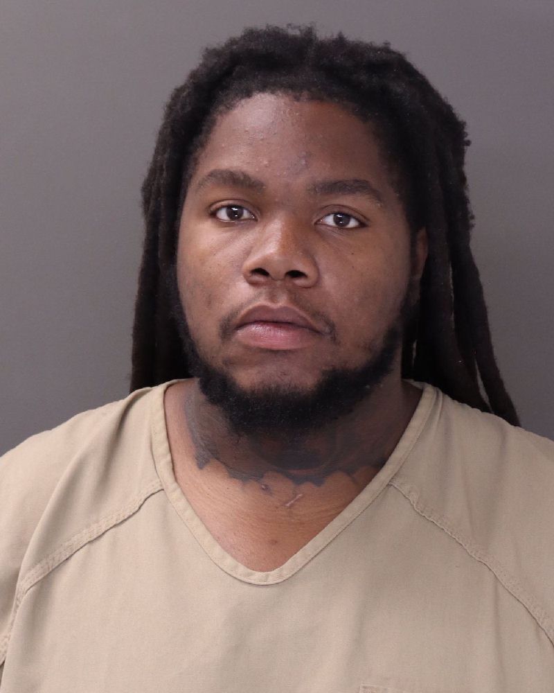 Booking photo of Damont Dwayne Roberts