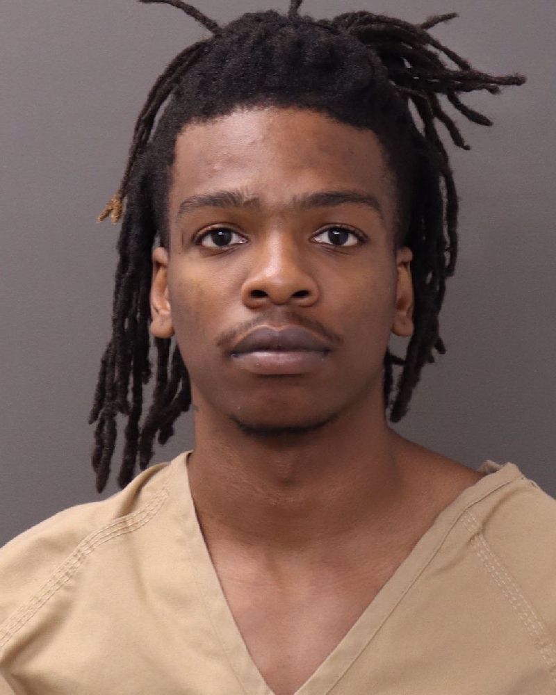 Booking photo of Jaren Lamont Robertson