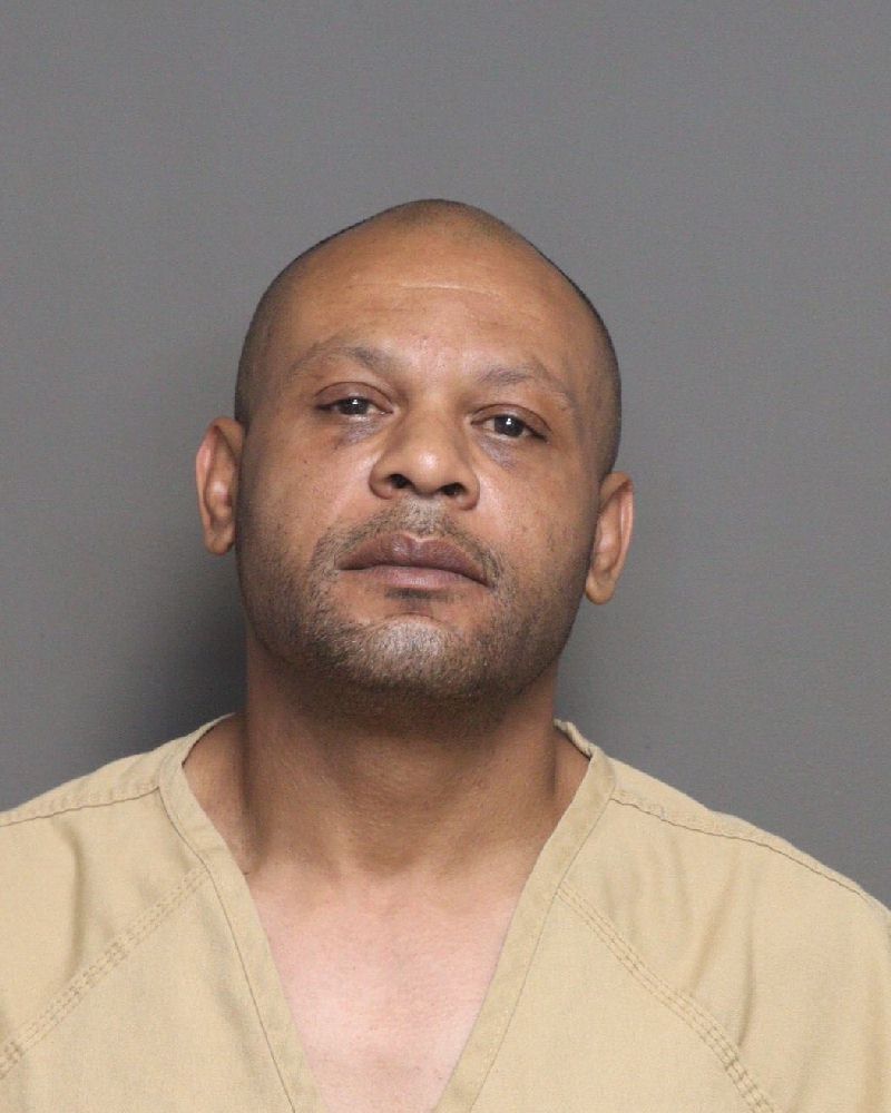 Booking photo of Mario L Smith
