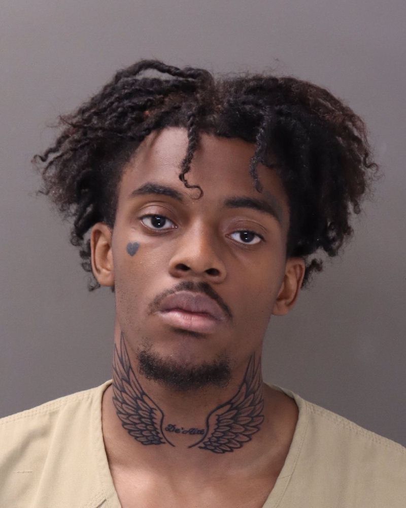 Booking photo of Raeshawn Terell Smith