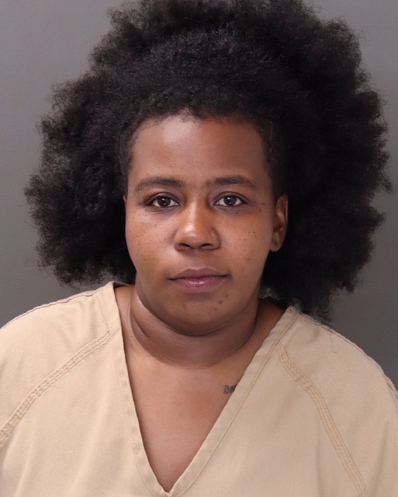 Booking photo of Jernea Danyelle Lindsey