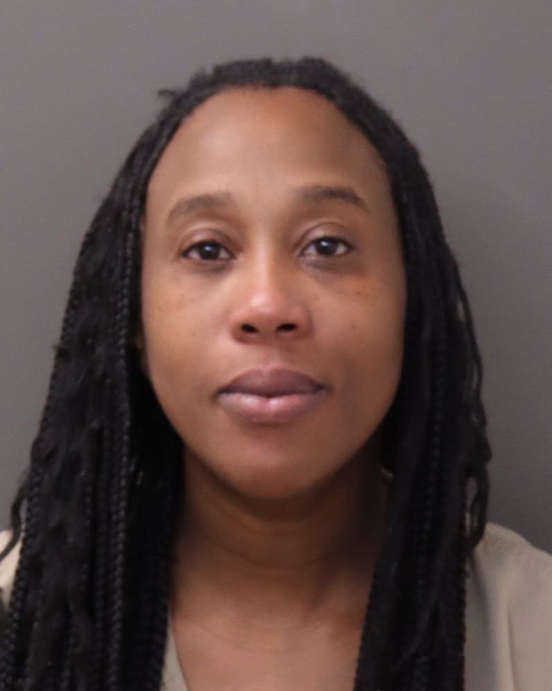 Booking photo of Geneva R Murray