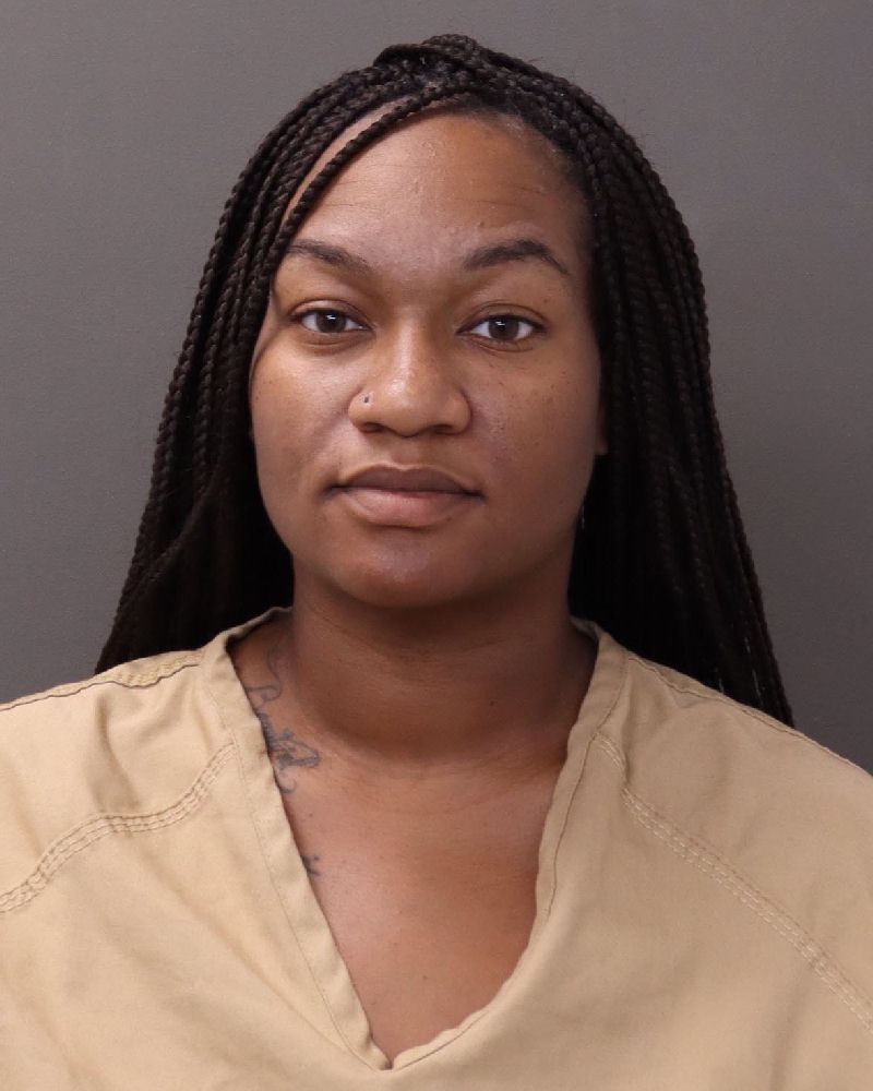 Booking photo of Daneisha Shauntel Mitchell