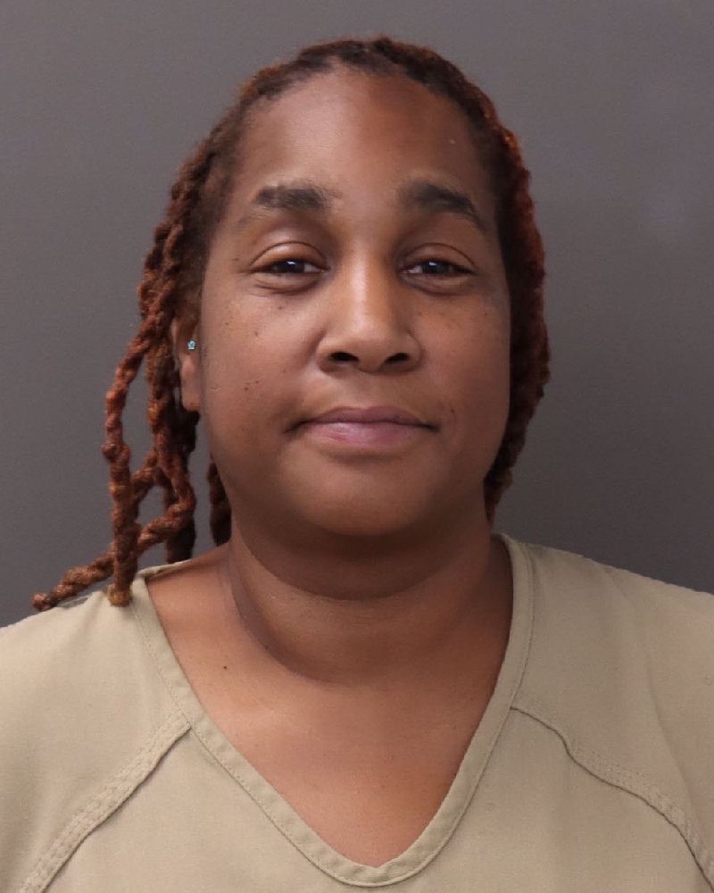 Booking photo of Tamieko S Ellman