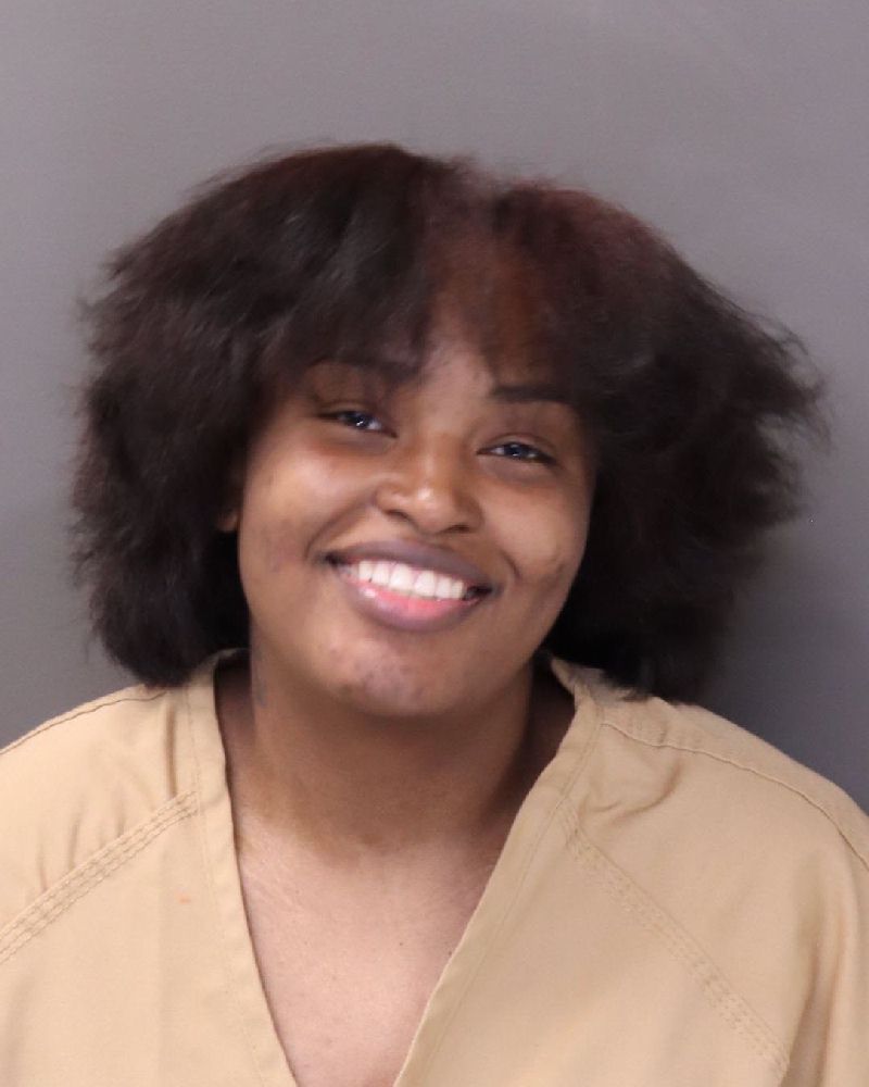 Booking photo of Latyonna Renea Sears