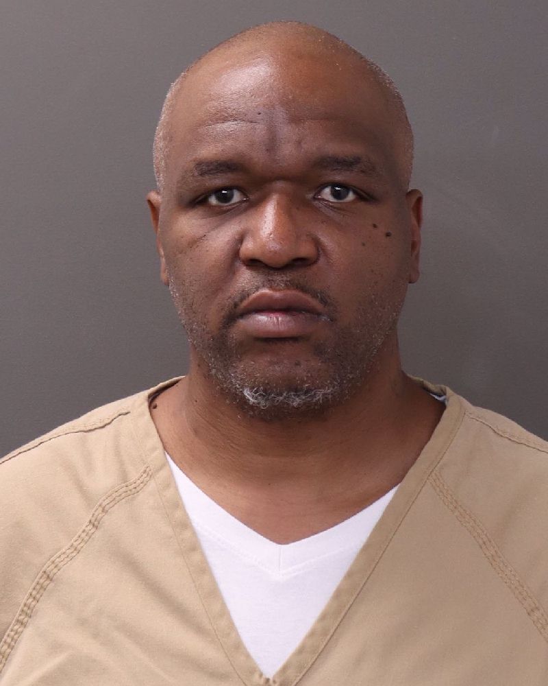Booking photo of John L Ii Holloway