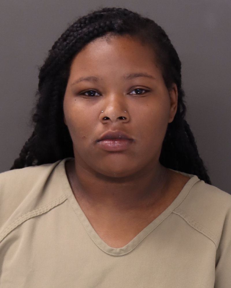 Booking photo of Chazlynn Askew