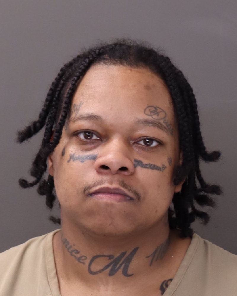 Booking photo of Malik Tre'yvon Jackson