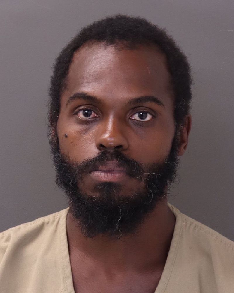 Booking photo of Leanthony Robertson