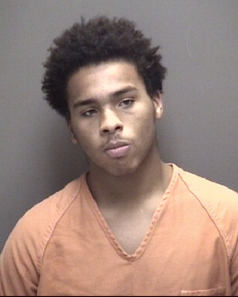 Booking photo of Enree Hunt