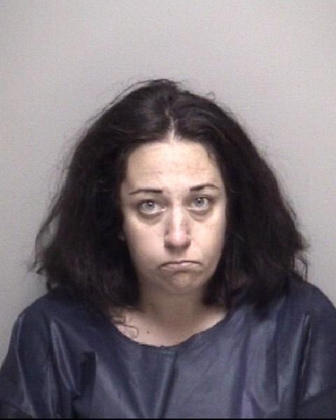 Booking photo of Alyxandra Roberts Lightner