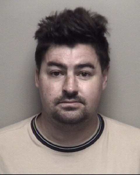 Booking photo of Robert Hart