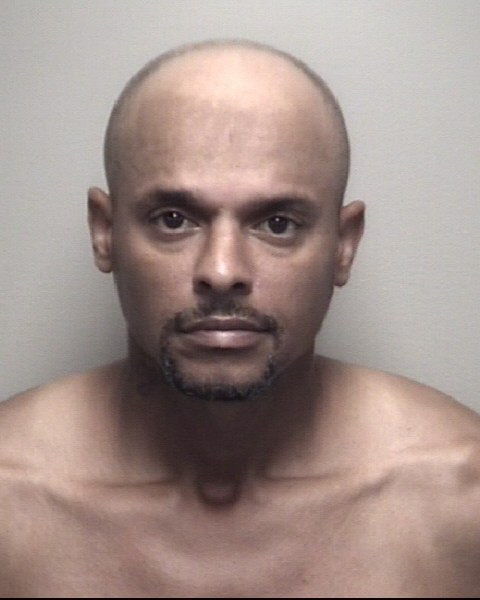 Booking photo of Derek Wade