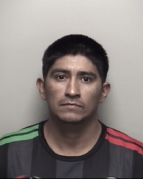 Booking photo of Alex Ruano Situn