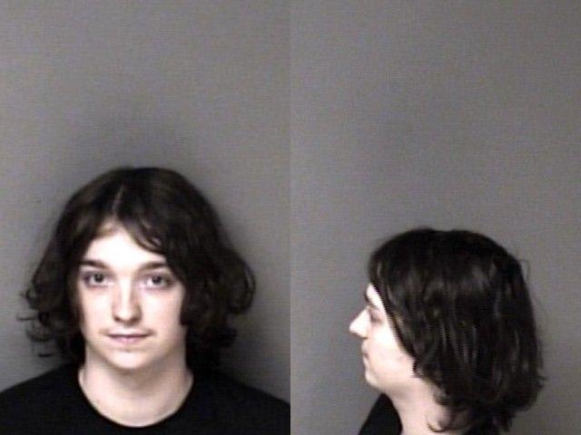 Booking photo of Isaac Gunter