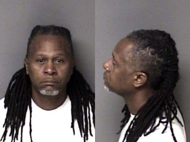 Booking photo of Ronnel Mackins