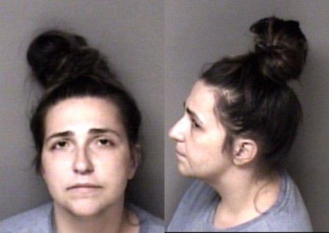 Amber Gibson booking photo