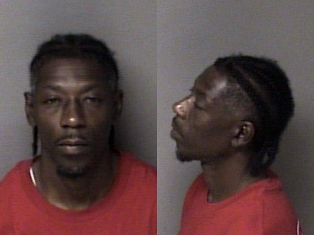 Booking photo of Demontra Cole