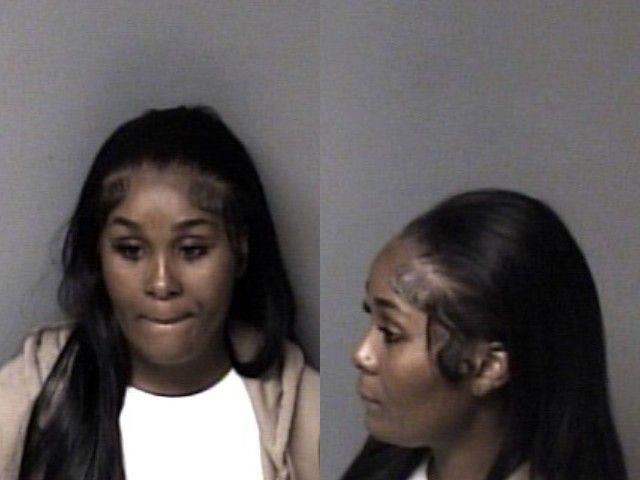 Raynisha Outlaw booking photo