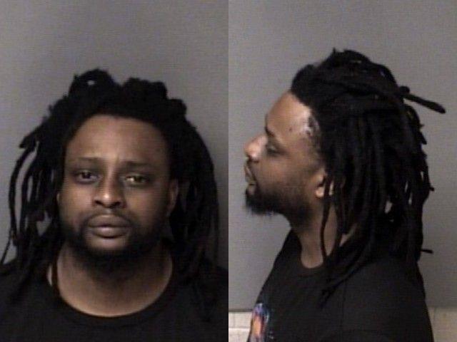 Booking photo of Ronnie Bates