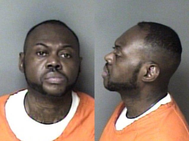Booking photo of Sean Leverette