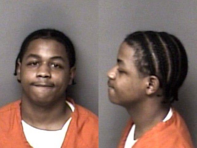 Booking photo of Kylin Lewis