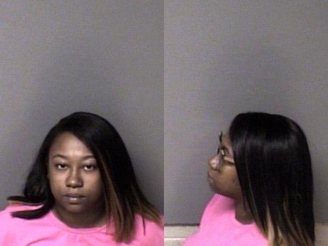 Booking photo of Da'zhane Nixon