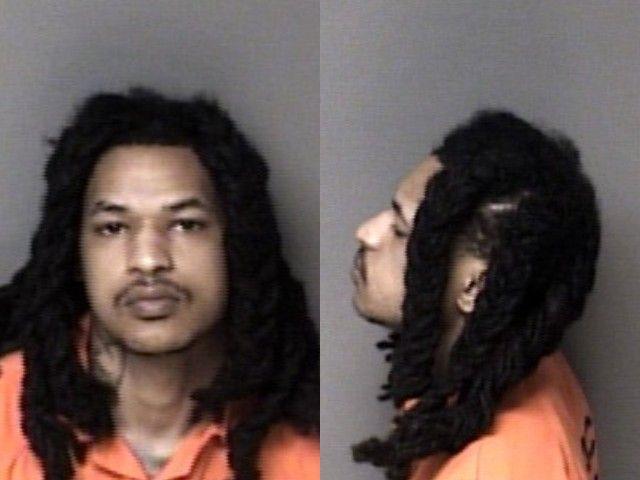 Booking photo of Elijah Shelton