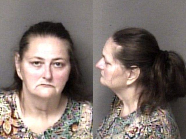 Booking photo of Shirley Henderson