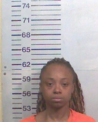 Booking photo of Raynisha Lewis