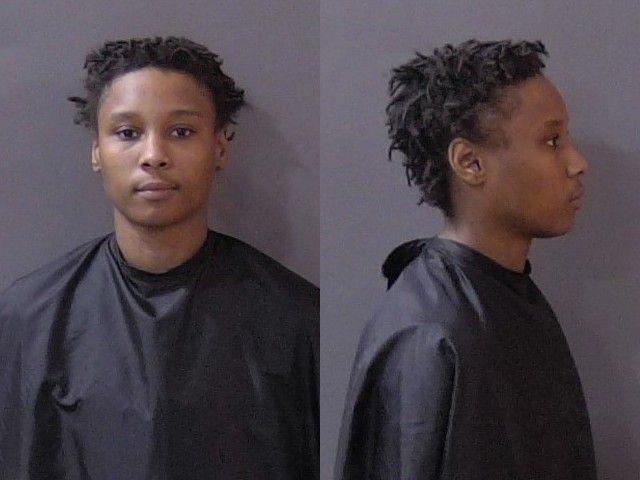 Booking photo of Roshelle Huggins