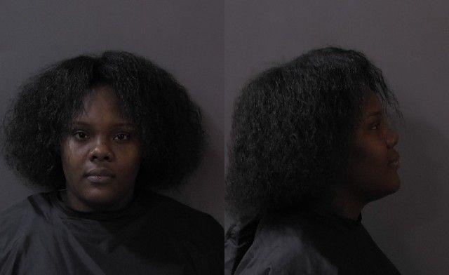 Booking photo of Deona Mays