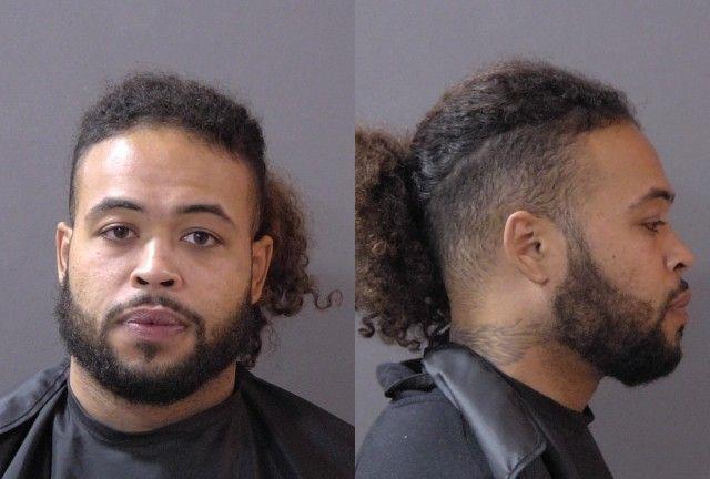 Booking photo of Deonte Roberts