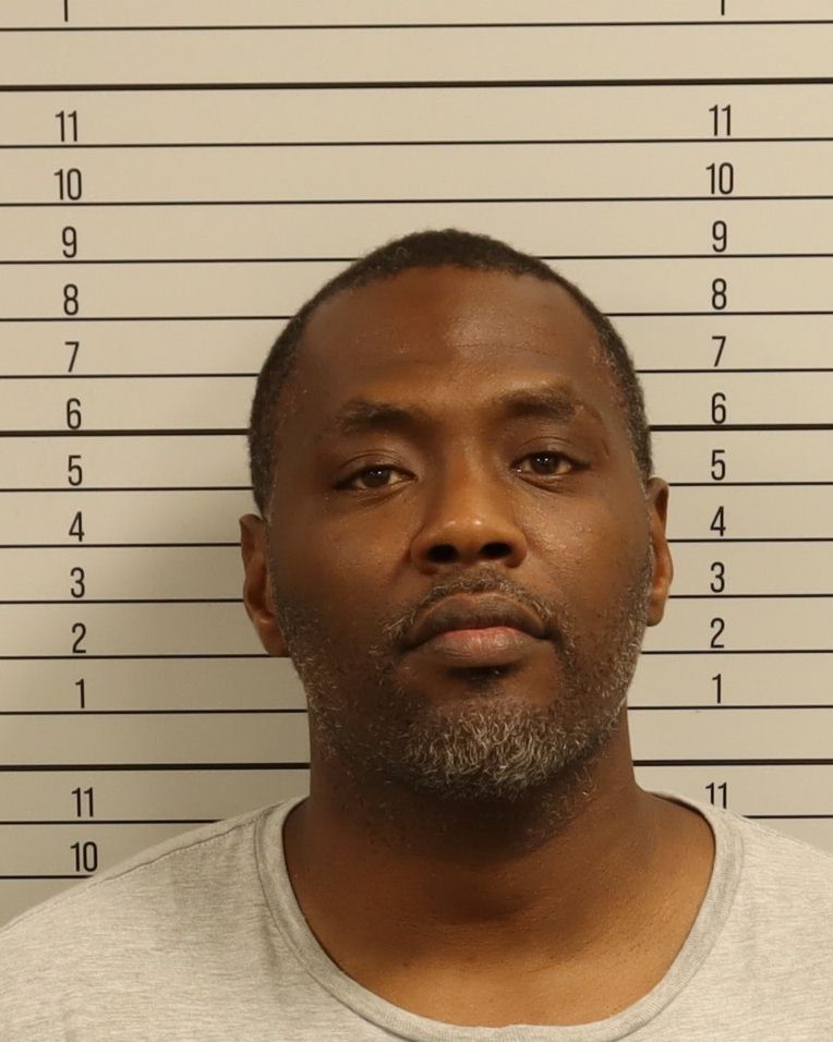 Booking photo of Evritt Labron White