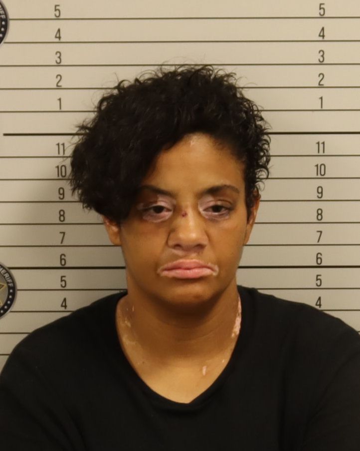 Booking photo of Amber Nicole Neil