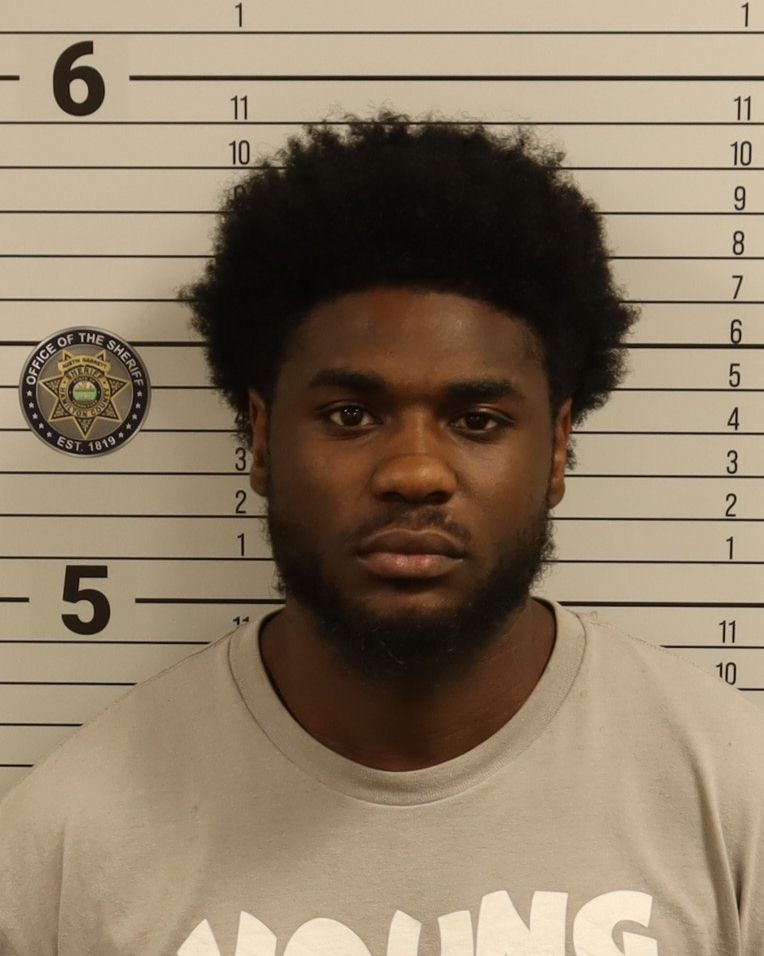 Booking photo of Donyel Votra Smith