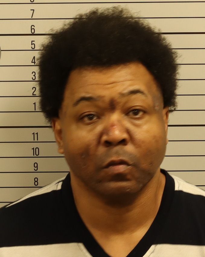 Booking photo of Damien Raymone Pearson