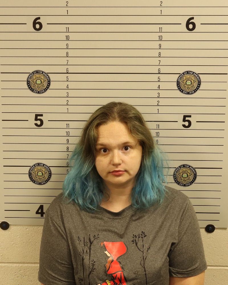 Booking photo of Elizabeth Le Vanbeukeringtatto