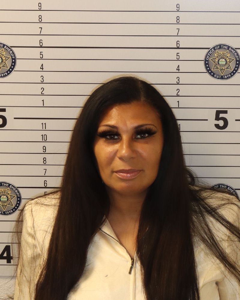 Booking photo of Gloria Irizarry