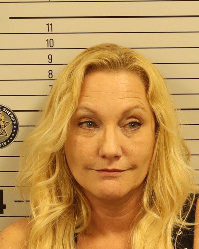 Booking photo of Bonnie Jean Lewallen