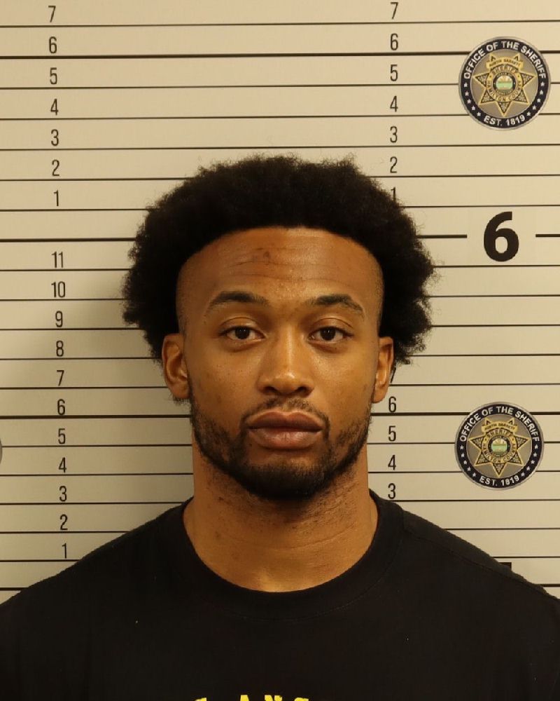Booking photo of Devonte Jaundarius Crittenden