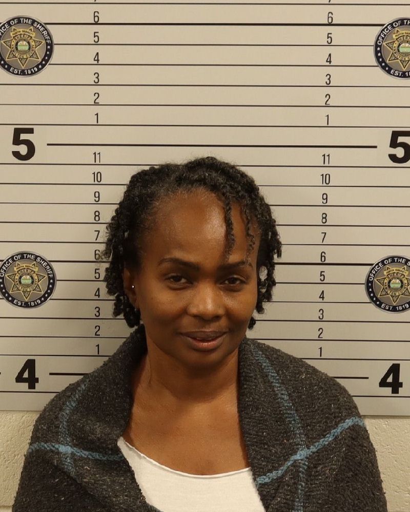 Booking photo of Lashun Linette Pierce