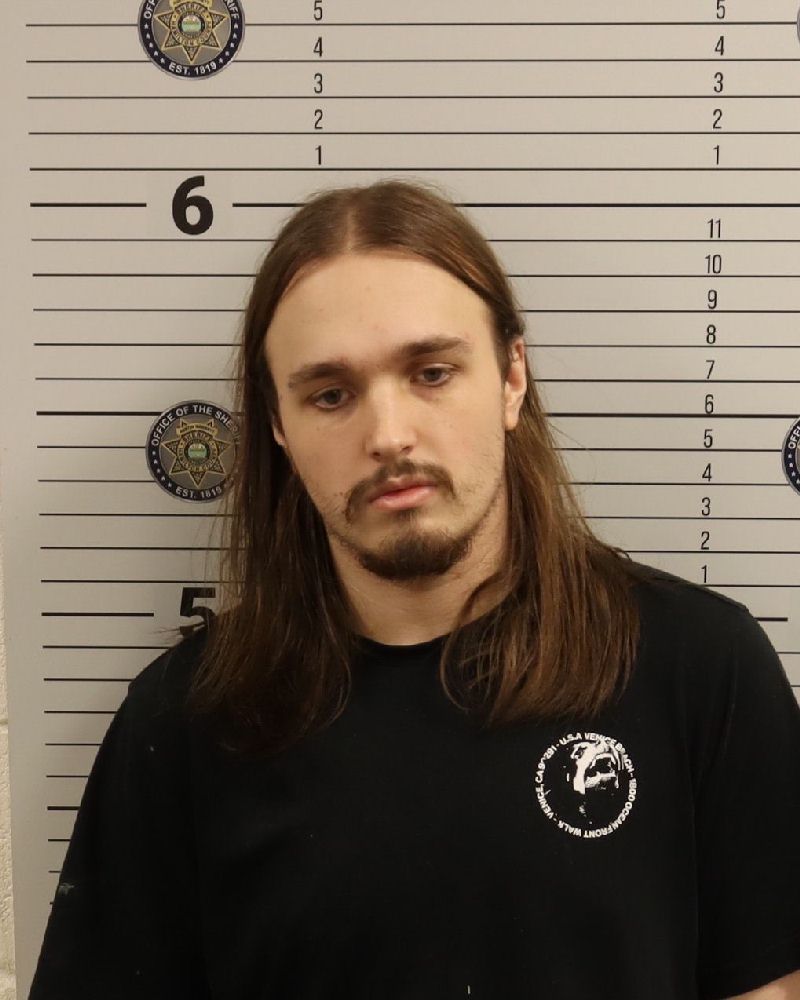 Booking photo of Seth Donovan Roberts