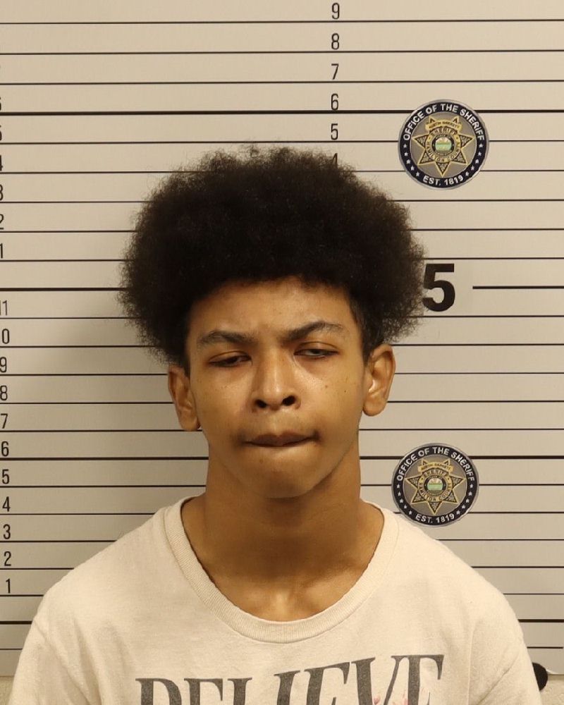 Booking photo of Cordaryll L Coulter