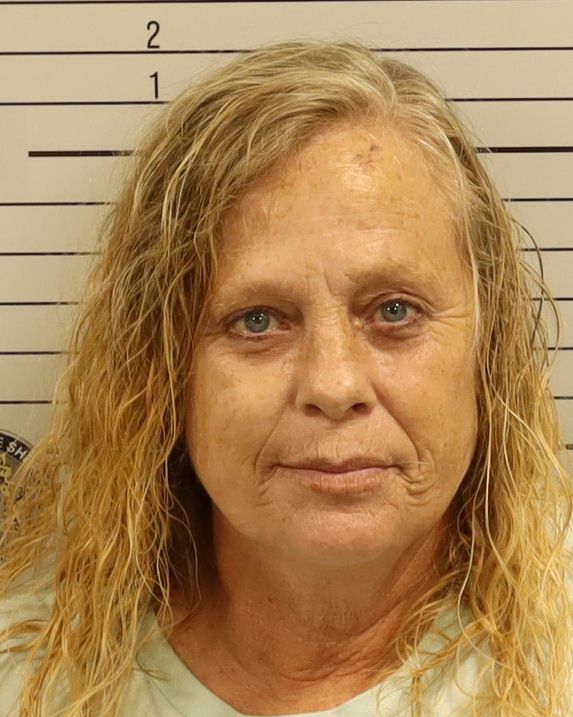 Booking photo of Paula Renee Muir