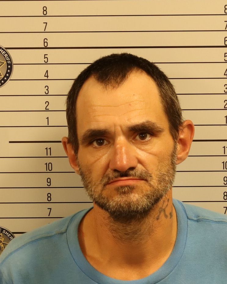 Booking photo of Aaron Riley Mealor