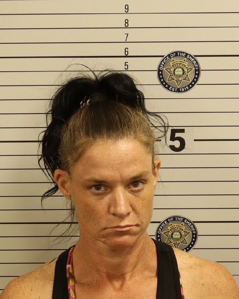 Booking photo of Laura Elizabeth Losey