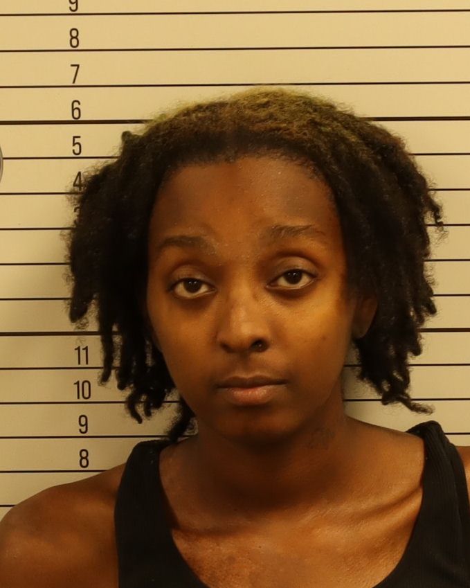 Booking photo of Demetriona Lashae Wade