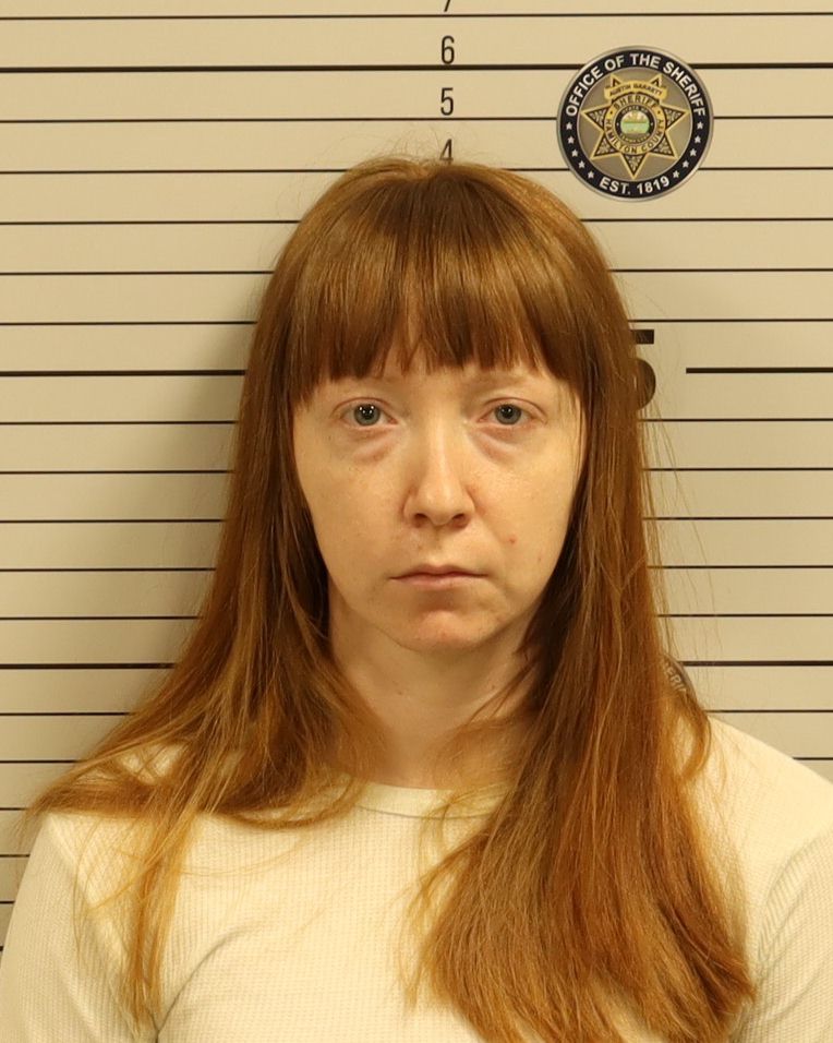 Booking photo of Kelsey Rae Lowe