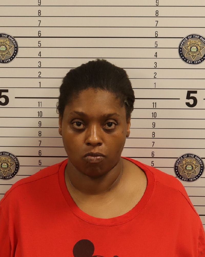 Booking photo of Loretta Shavonne Tate
